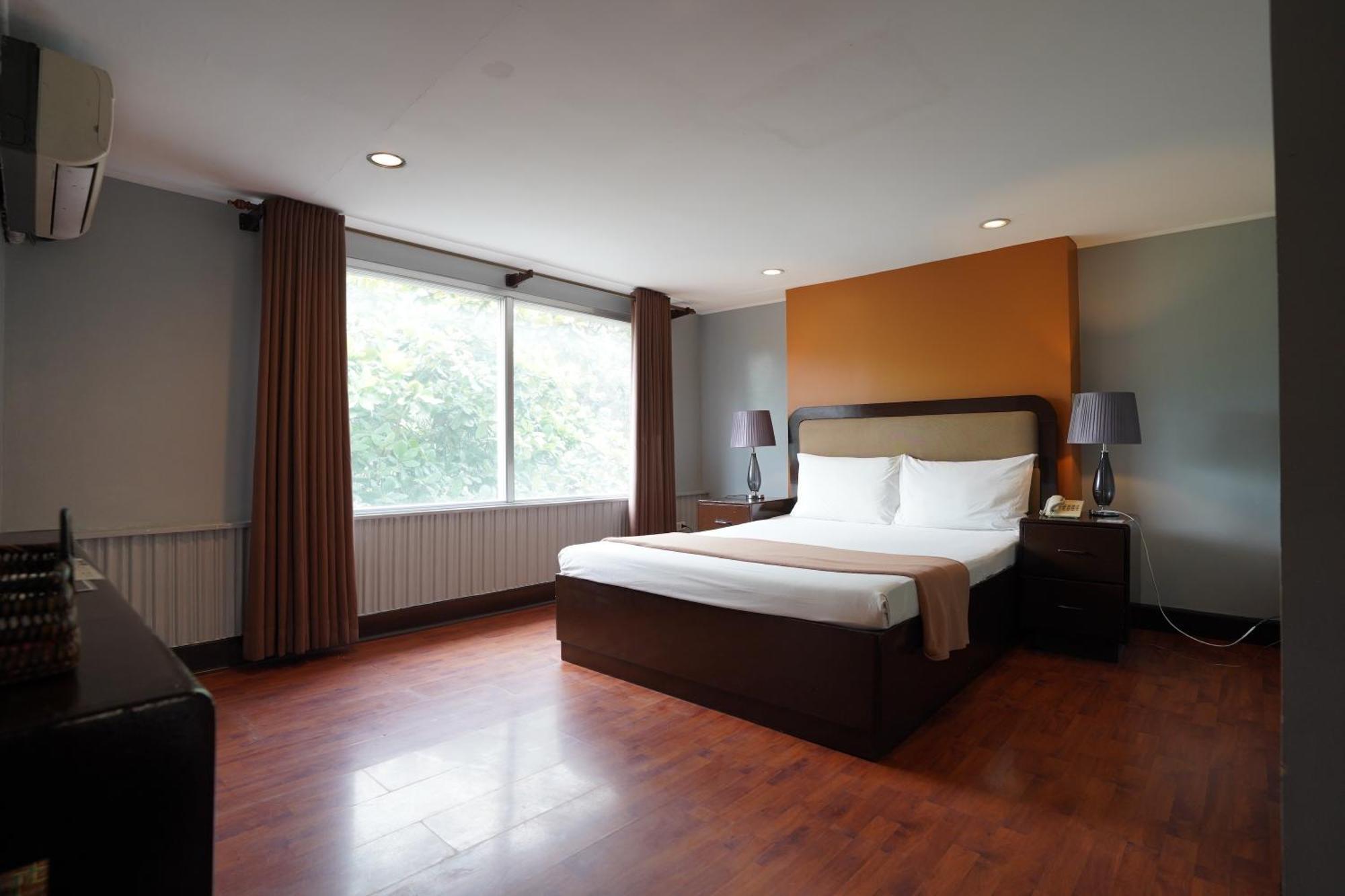 Arzo Hotel Manila Ngoại thất bức ảnh
