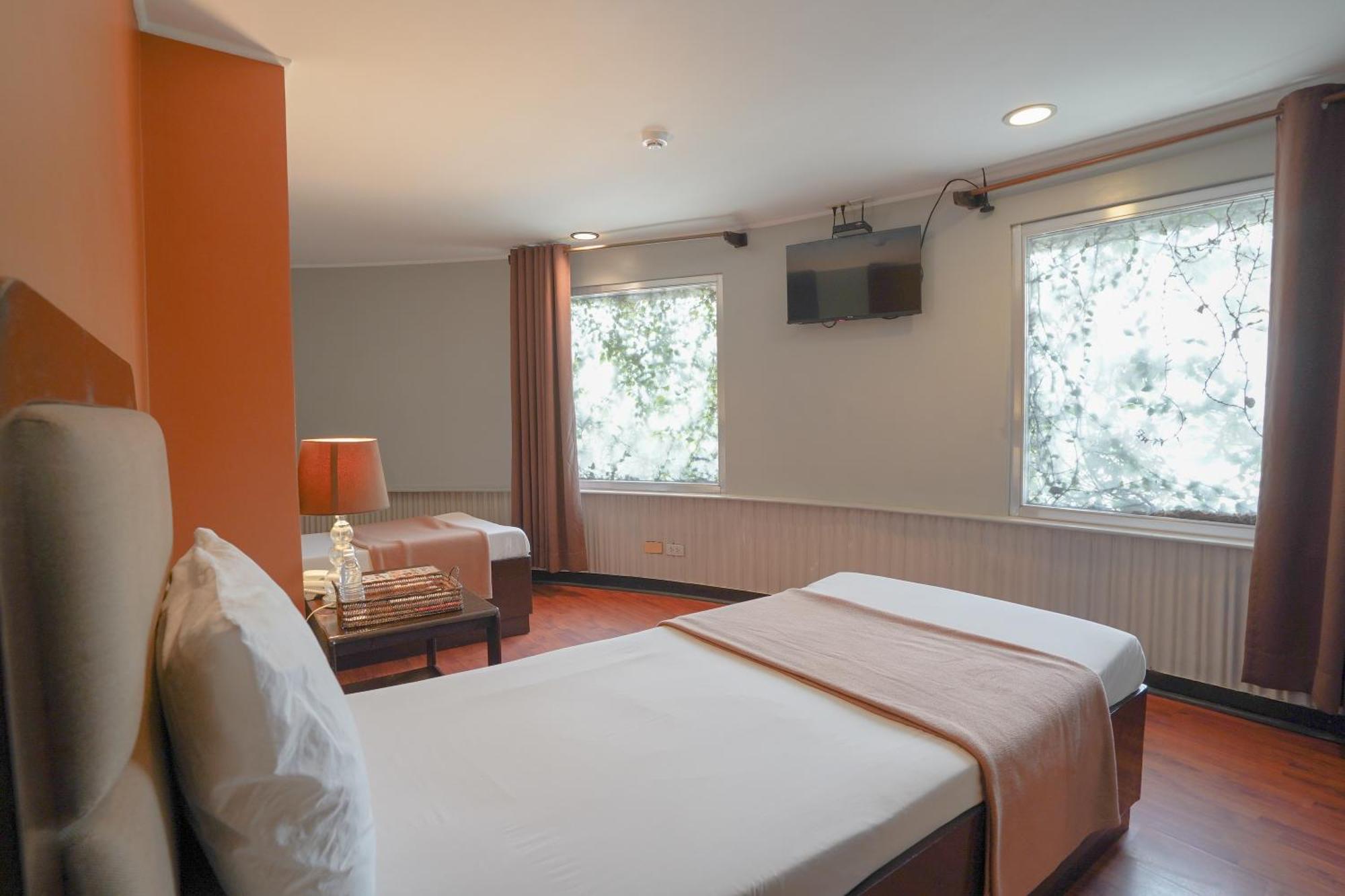 Arzo Hotel Manila Ngoại thất bức ảnh